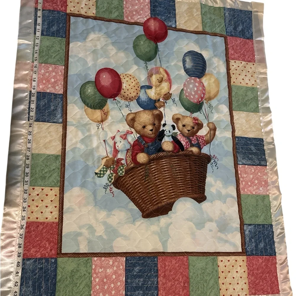 Infant Colorful Teddy Bear Quilt
